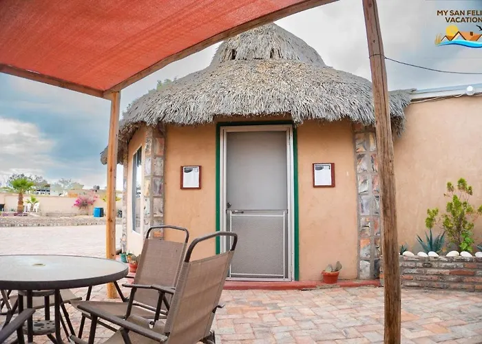 1-Bedroom Beach Studio - Serene Getaways.
